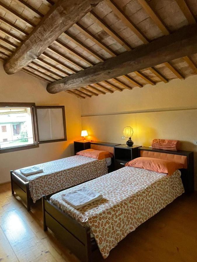 La Casa Di Laura Apartment Castelcucco Luaran gambar