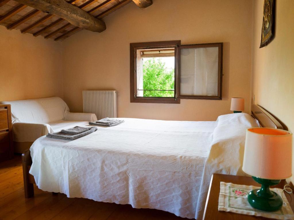 La Casa Di Laura Apartment Castelcucco Luaran gambar